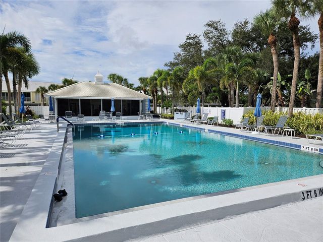 435 CERROMAR LANE 329, Venice, FL 34293