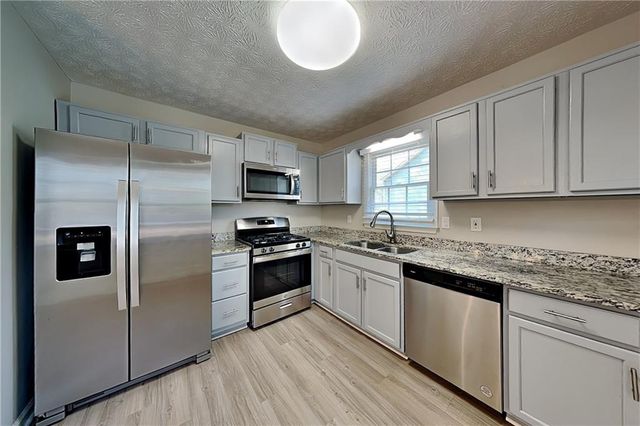 360 Austin Drive, Douglasville, GA 30134