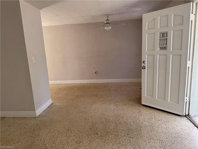 2953 Magnolia ST, Fort Myers, FL 33901