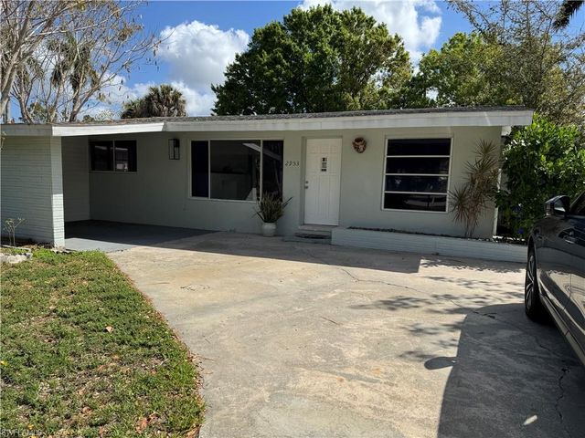 2953 Magnolia ST, Fort Myers, FL 33901