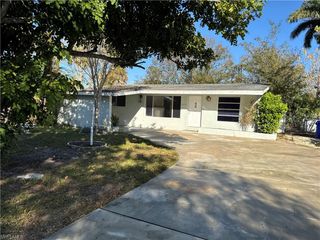 2953 Magnolia ST, Fort Myers, FL 33901