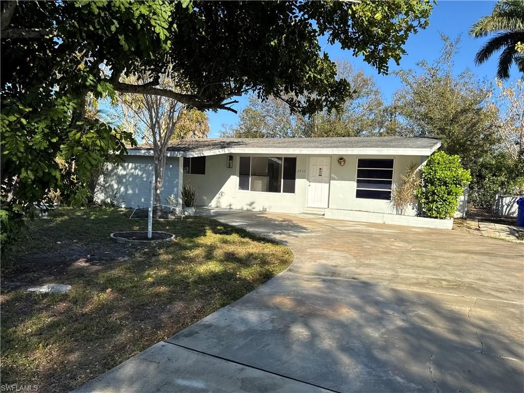 2953 Magnolia ST, Fort Myers, FL 33901