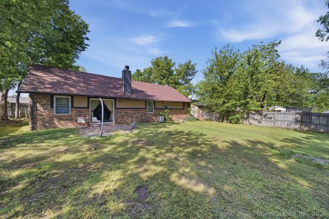 28654 E 138th Street S, Coweta, OK 74429