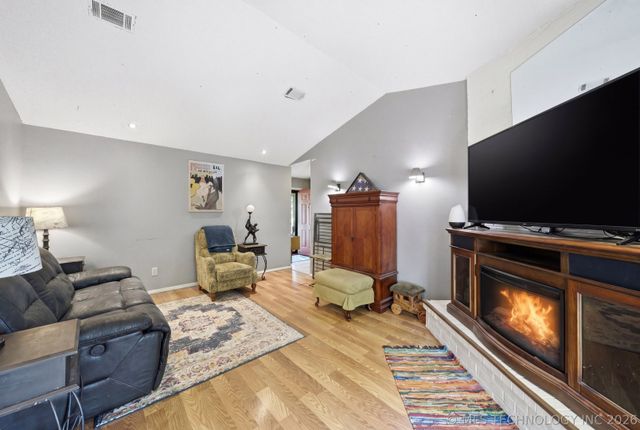 28654 E 138th Street S, Coweta, OK 74429