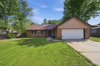 28654 E 138th Street S, Coweta, OK 74429