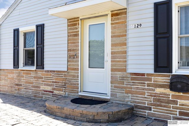 4129 N Street, Omaha, NE 68107