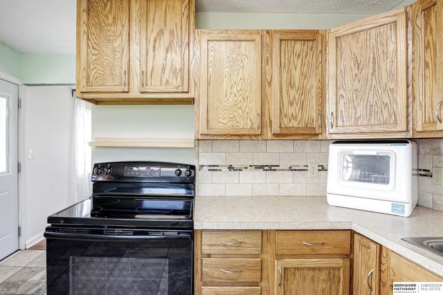 4129 N Street, Omaha, NE 68107