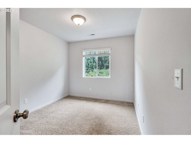 1925 Ne 117TH Ct, Vancouver, WA 98684