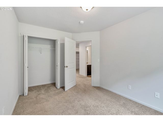 1925 Ne 117TH Ct, Vancouver, WA 98684