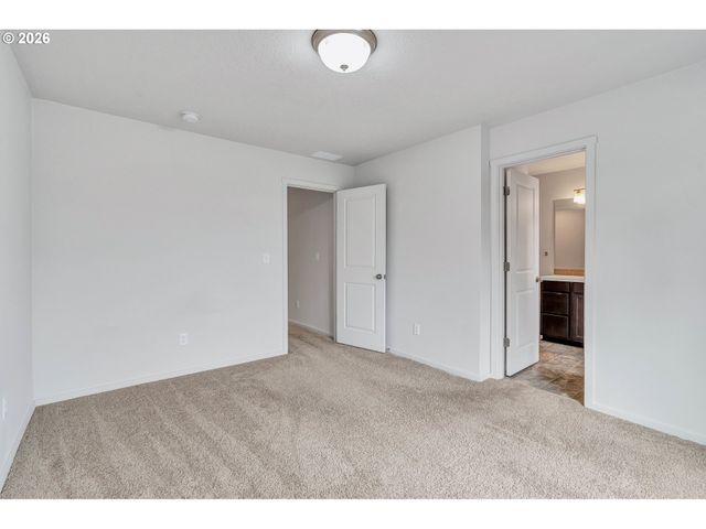 1925 Ne 117TH Ct, Vancouver, WA 98684