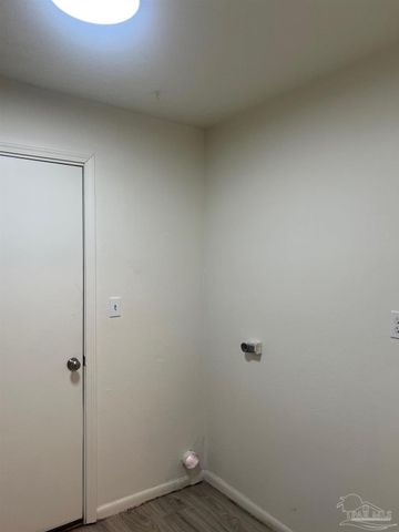 1267 Redwood Ln C, Gulf Breeze, FL 32563