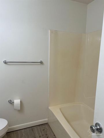 1267 Redwood Ln C, Gulf Breeze, FL 32563