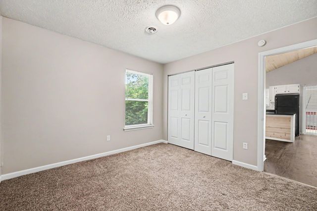 3332 Valhalla Drive, Lexington, KY 40515
