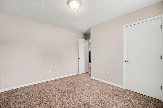 3332 Valhalla Drive, Lexington, KY 40515
