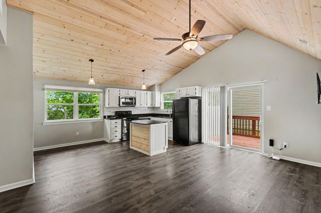 3332 Valhalla Drive, Lexington, KY 40515