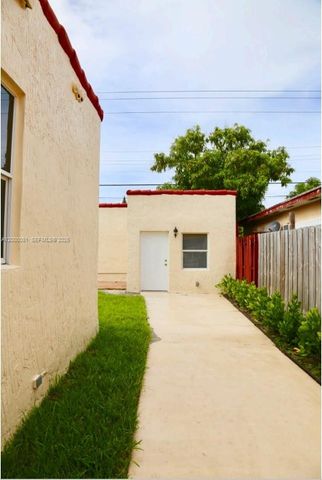 1637 SW 16th St B, Miami, FL 33145