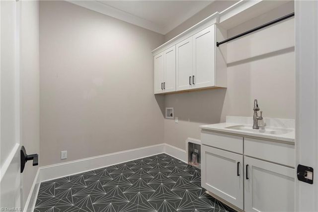 7295 Henson Forest Drive, Summerfield, NC 27358