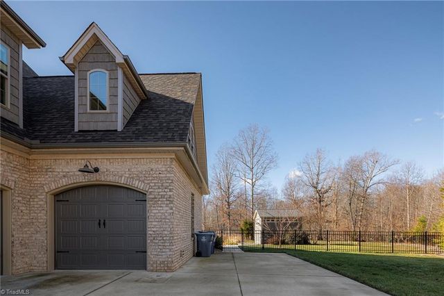 7295 Henson Forest Drive, Summerfield, NC 27358