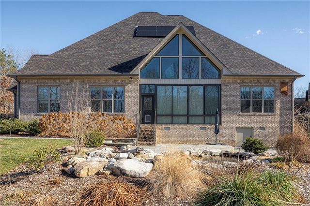 7295 Henson Forest Drive, Summerfield, NC 27358