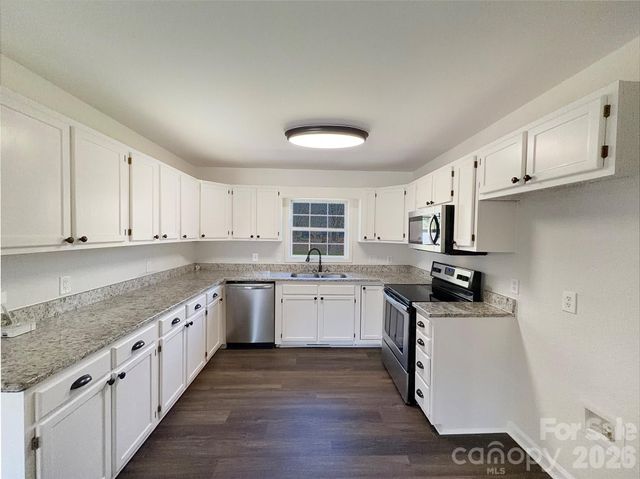 141 Pratt Lane, Statesville, NC 28625