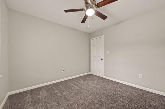 1115 Avenue E, Rosenberg, TX 77471