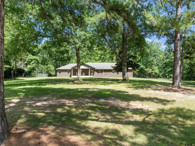 629 ACR 1215, Grapeland, TX 75844