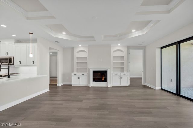 15320 Lucerna ST 102, Naples, FL 34114