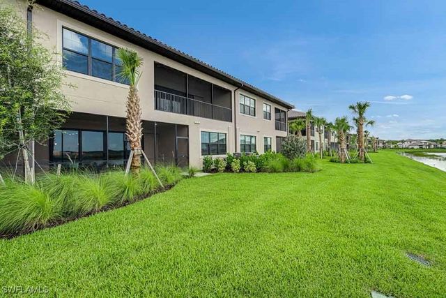 15320 Lucerna ST 102, Naples, FL 34114