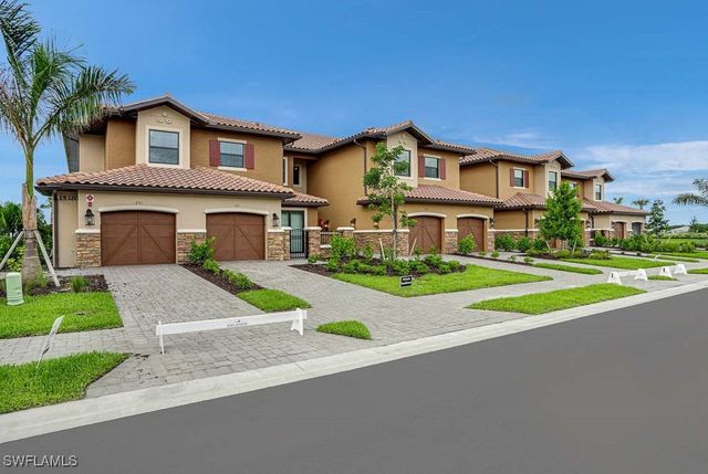 15320 Lucerna ST 102, Naples, FL 34114