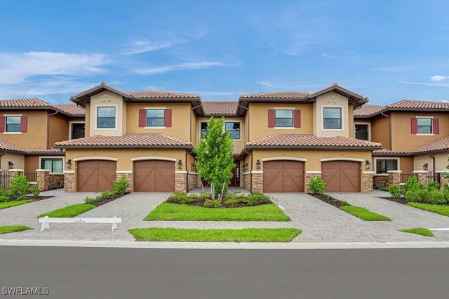 15320 Lucerna ST 102, Naples, FL 34114