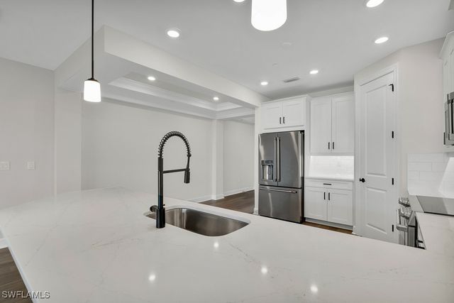 15320 Lucerna ST 102, Naples, FL 34114