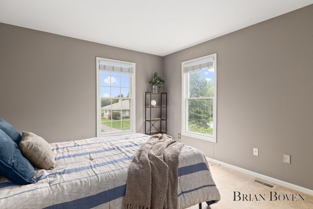 7488 Old Lantern Drive Se, Gaines Twp, MI 49316