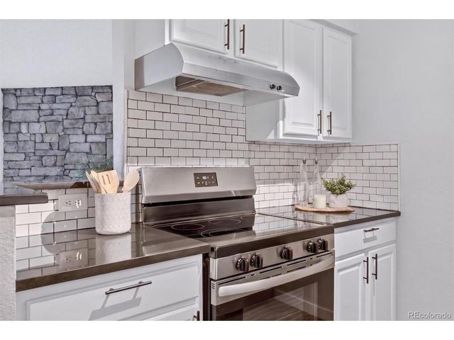 10150 E Virginia Ave 19-102, Denver, CO 80247