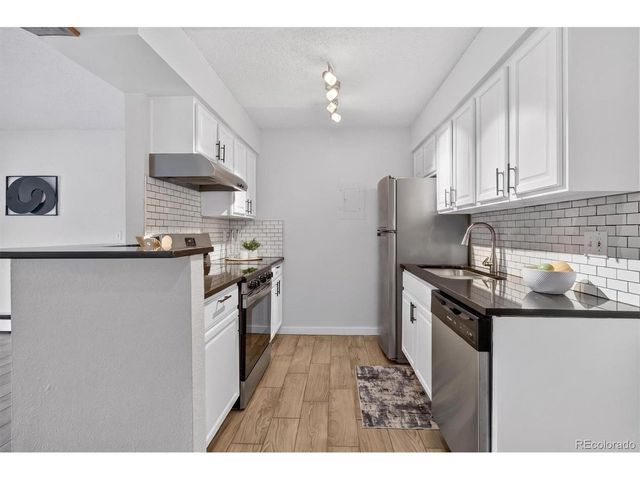 10150 E Virginia Ave 19-102, Denver, CO 80247