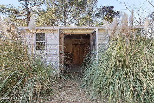 105 Plover Circle, Sneads Ferry, NC 28460