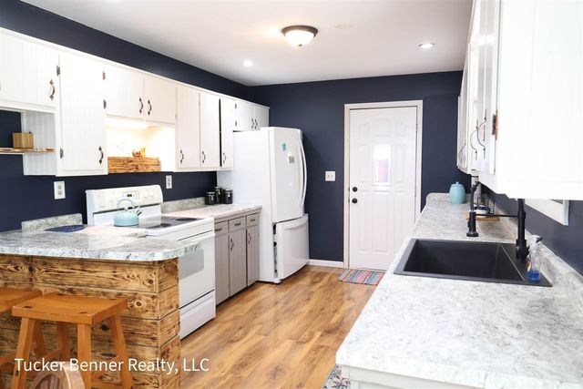 4526 W Bard Road, Whitehall, MI 49461