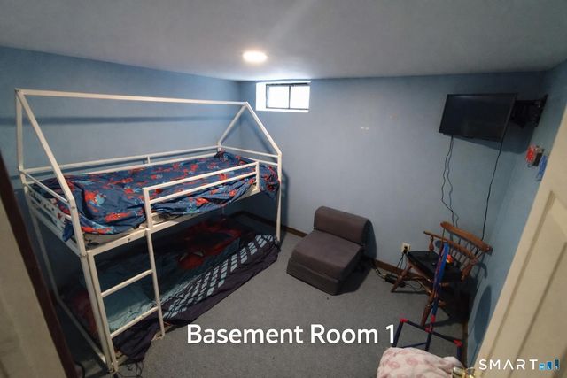 2 Sharren Lane, Enfield, CT 06082