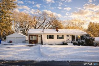 2 Sharren Lane, Enfield, CT 06082