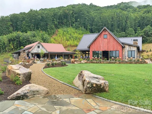 6880 Cabin Flats Road 350B, Sylva, NC 28779