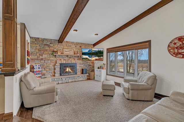 40498 County Road 168, Melrose, MN 56352