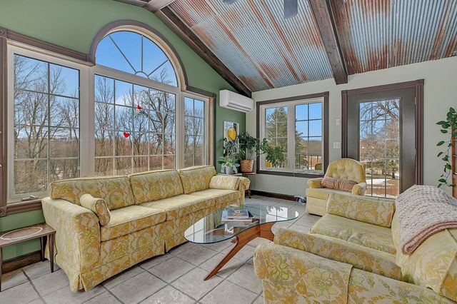 40498 County Road 168, Melrose, MN 56352