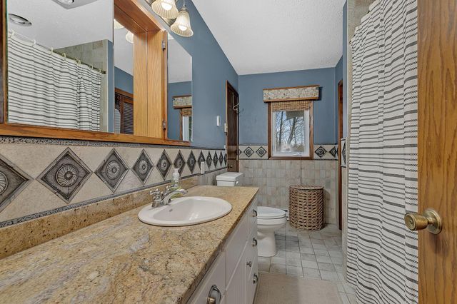 40498 County Road 168, Melrose, MN 56352