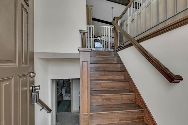 40498 County Road 168, Melrose, MN 56352