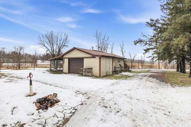 40498 County Road 168, Melrose, MN 56352