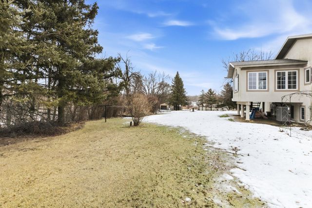 40498 County Road 168, Melrose, MN 56352