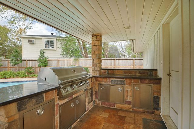 5403 Coral Ridge Road, Houston, TX 77069