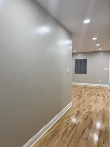 5413 E 29 Street, Kansas City, MO 64128