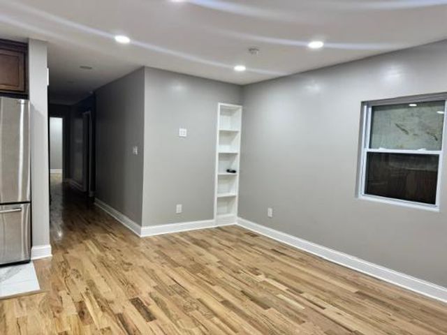 5413 E 29 Street, Kansas City, MO 64128