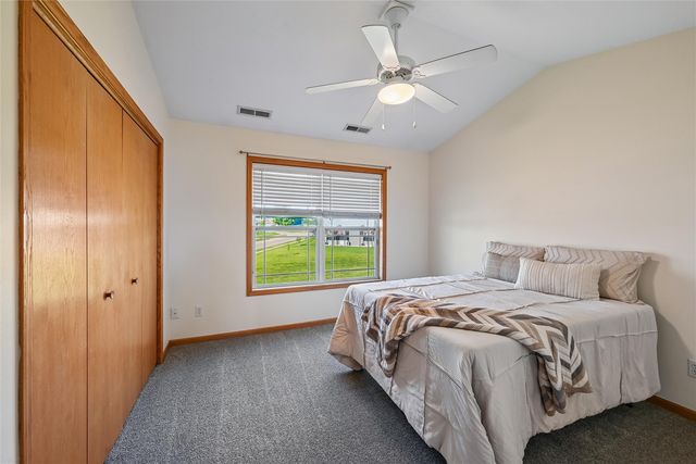 3740 37th Avenue SW A, Cedar Rapids, IA 52404