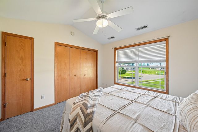 3740 37th Avenue SW A, Cedar Rapids, IA 52404